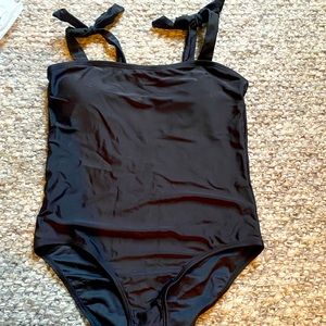 Shein Girls swim suit size 150 (11-12) - new